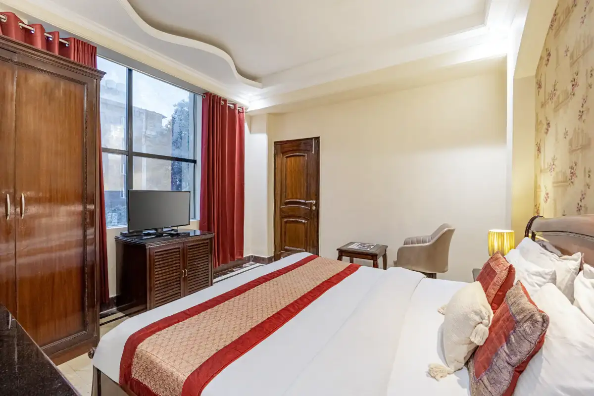 Emperor Palms, Delhi NCR