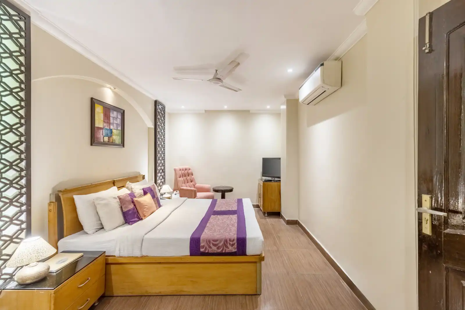 Emperor Palms, Delhi NCR