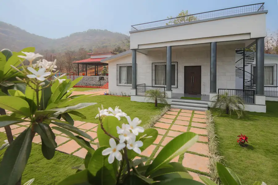 Enchanting Pastures - Khopoli, Lonavala