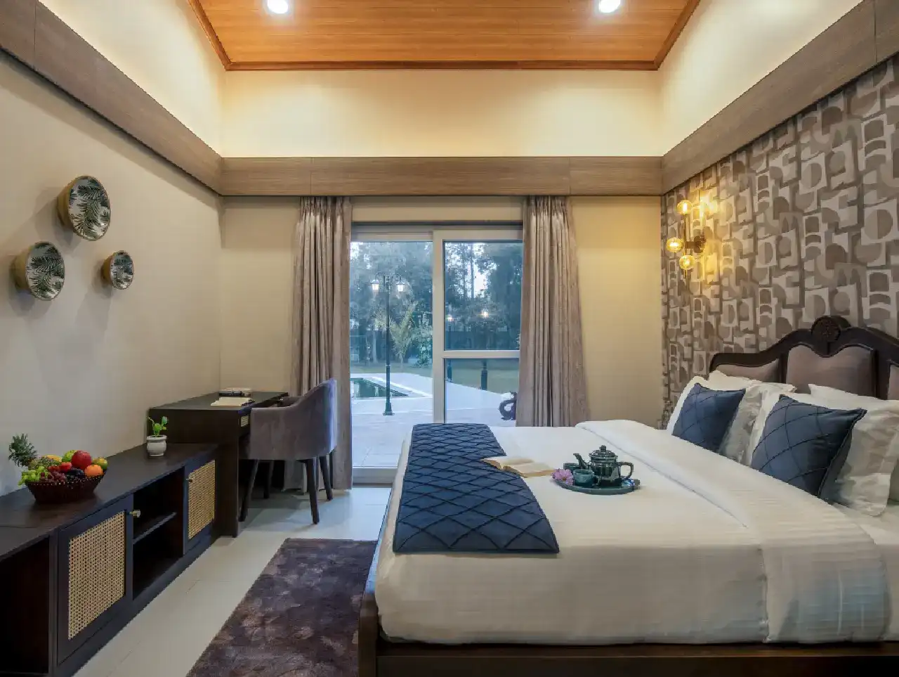Esh, Delhi NCR