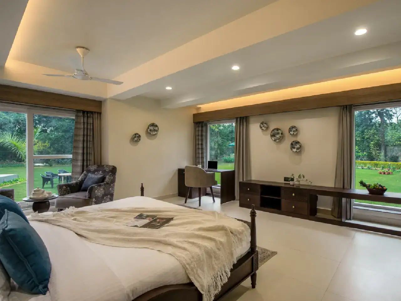 Esh, Delhi NCR