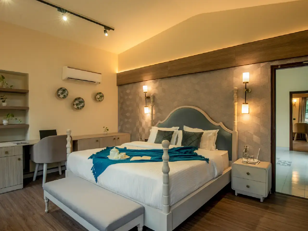 Esh, Delhi NCR