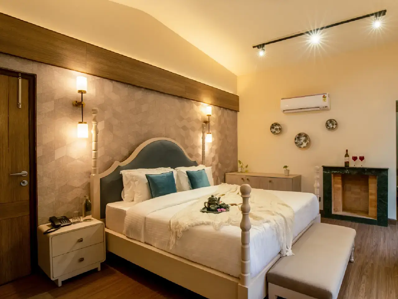 Esh, Delhi NCR