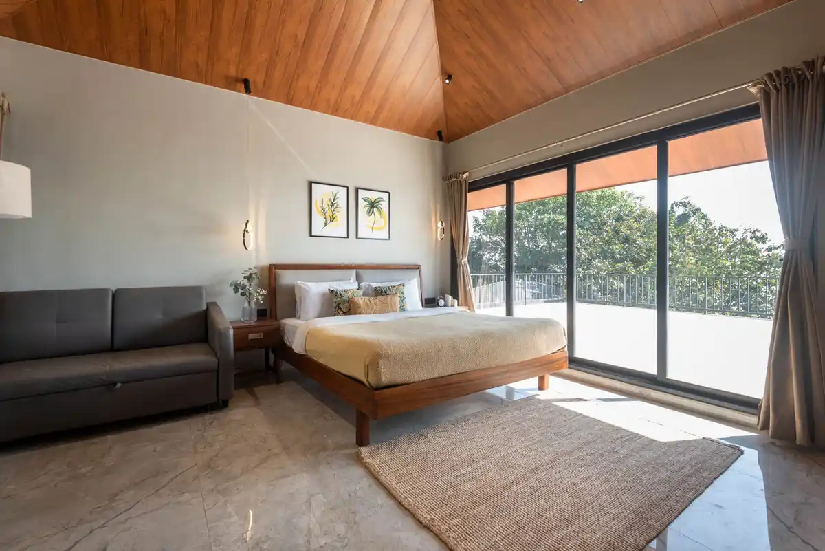 Esperanza, Lonavala