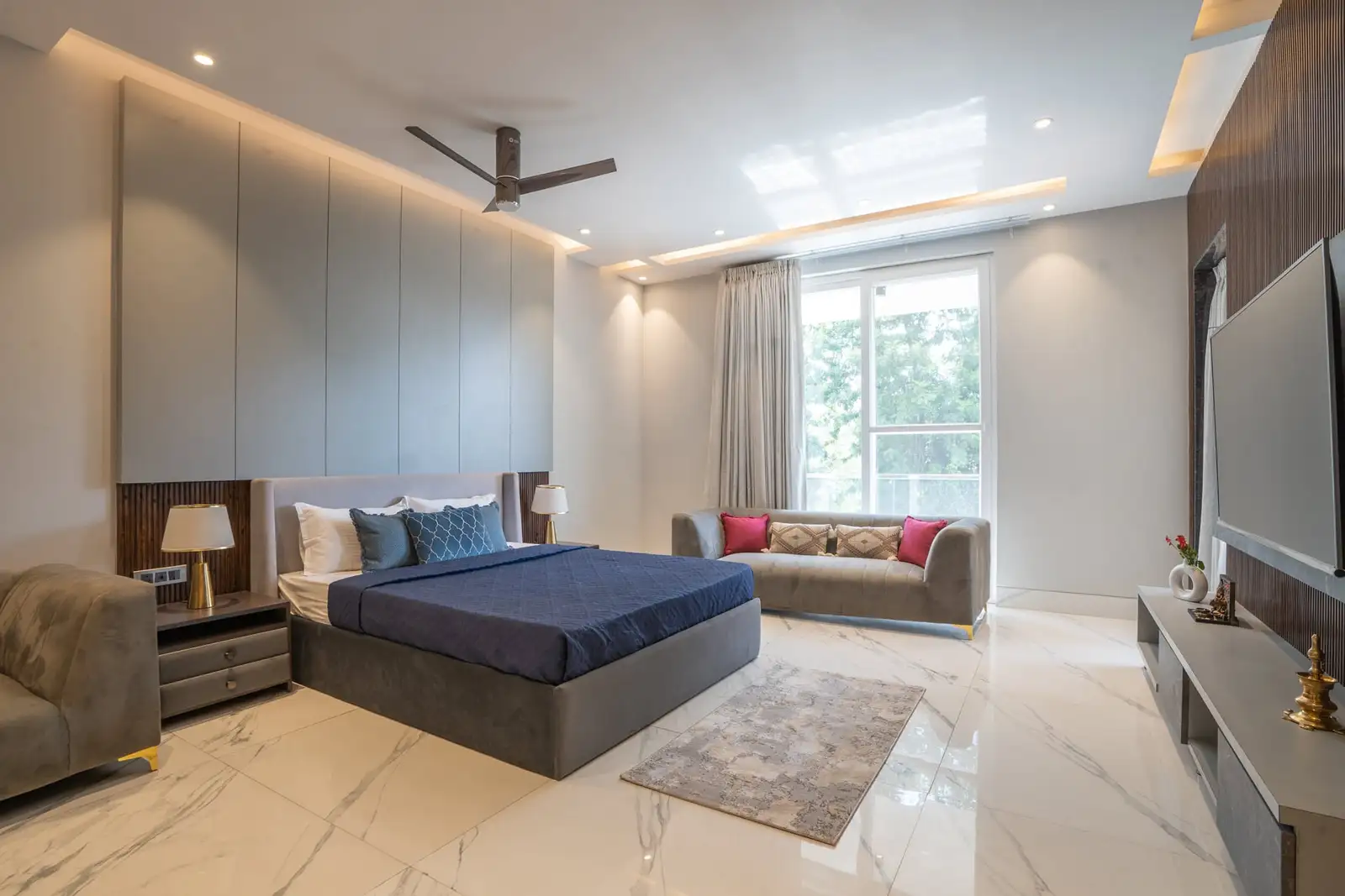 Estate 10 by GTV Estate W/ Private Pool, New Delhi