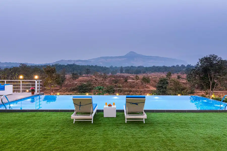 Euphoria, Karjat