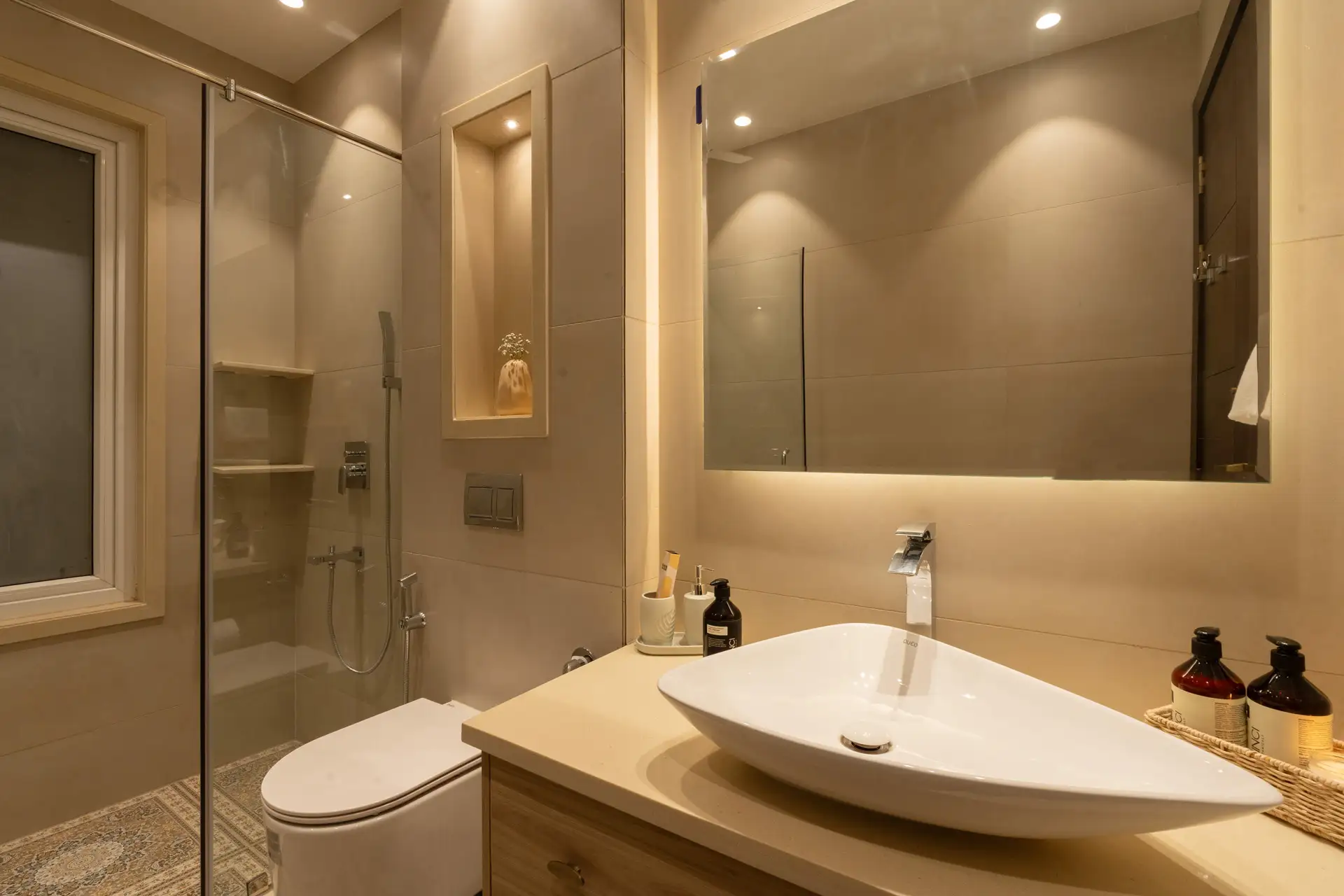 Executive Room @ StayVista Residences At GK-1, New Delhi