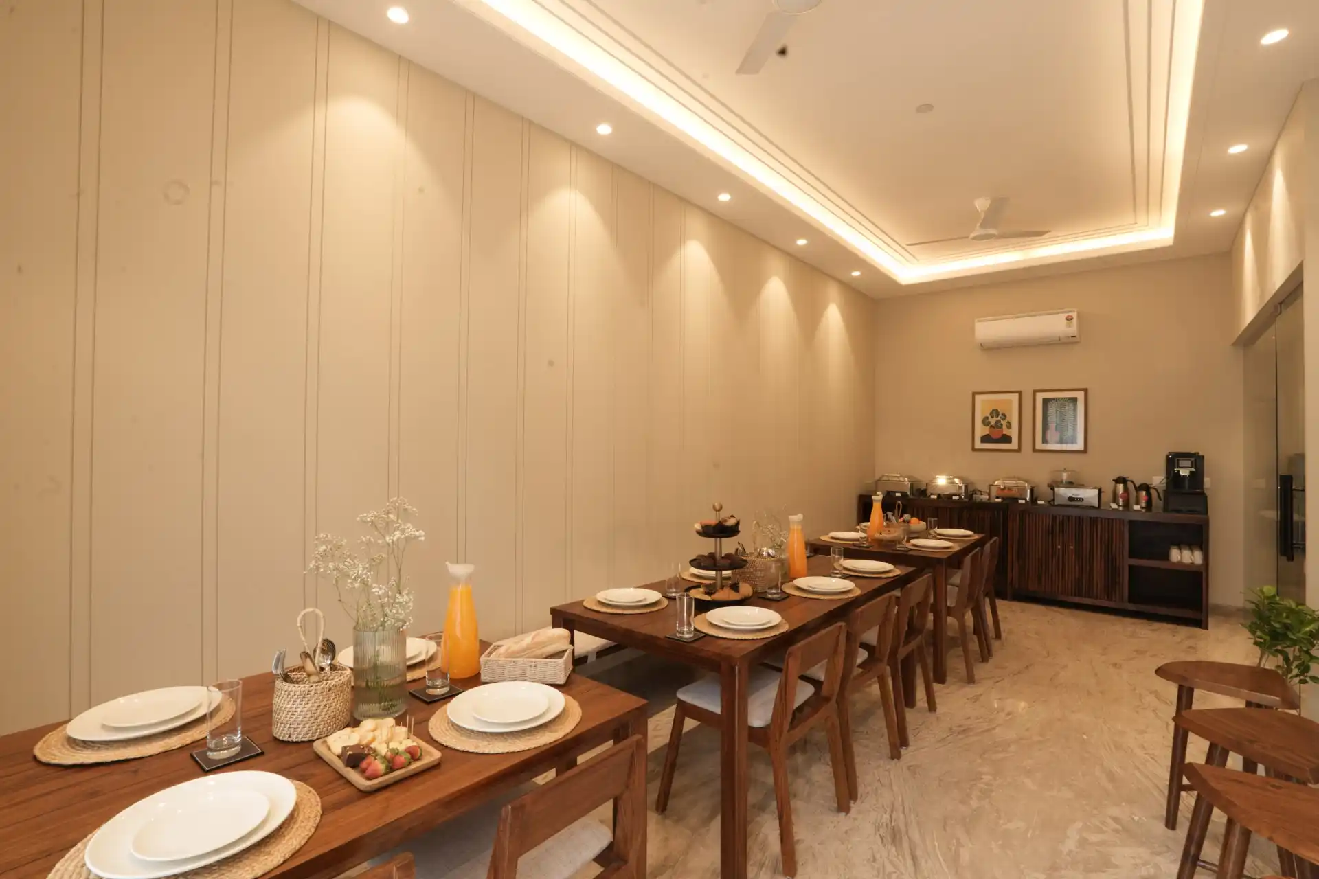 Executive Room @ StayVista Residences At GK-1, New Delhi