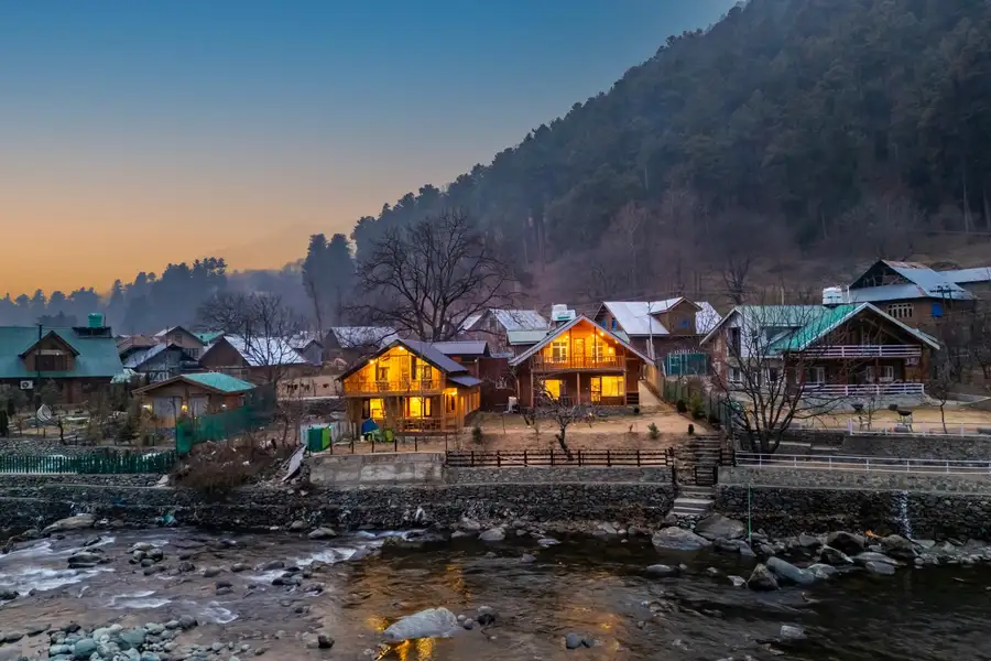 Faith @ Amanat Riverfront Cottage, Pahalgam