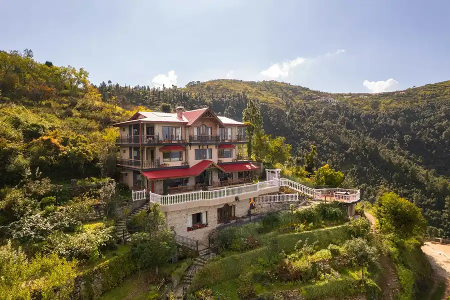 Family Studio @ Scenic Solitude - Hartola, Mukteshwar