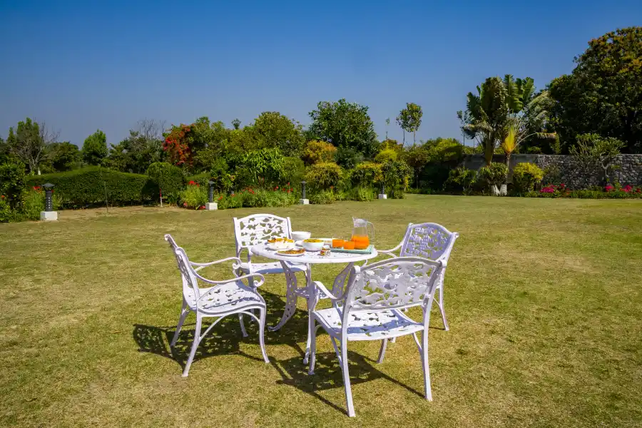 Farm Naturelle, Jim Corbett