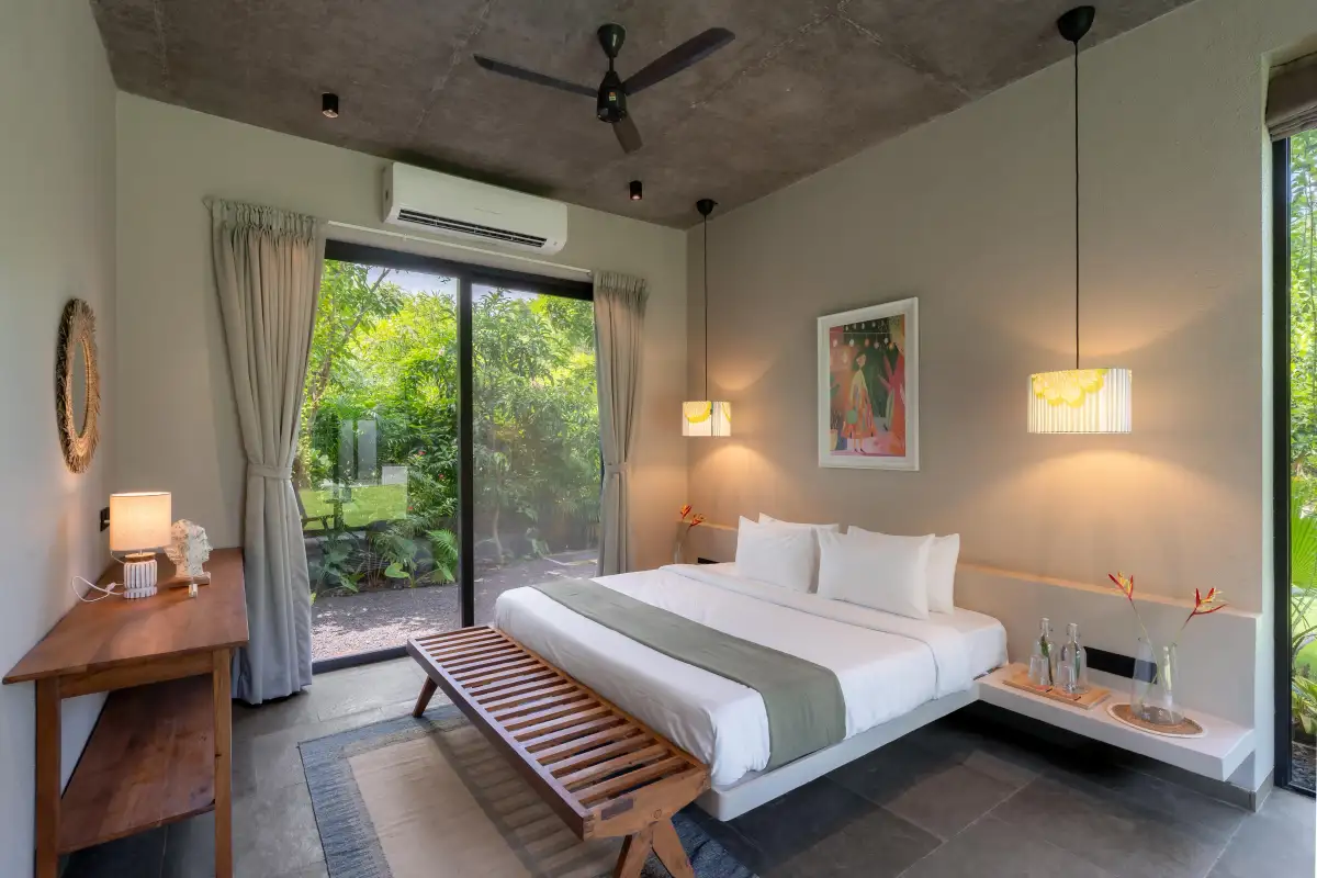 Firefly, Alibaug