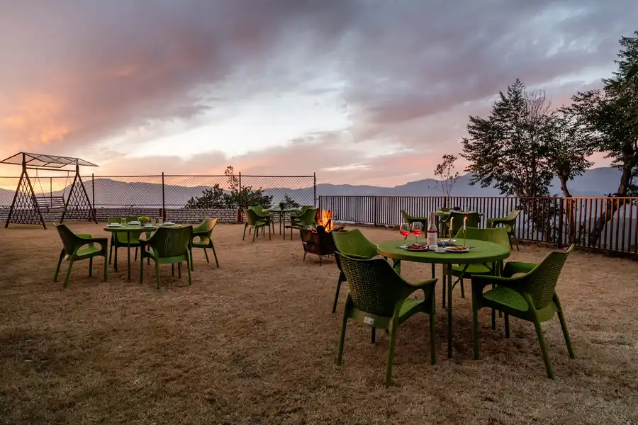 Flame @ Hill Top Heaven, Lansdowne