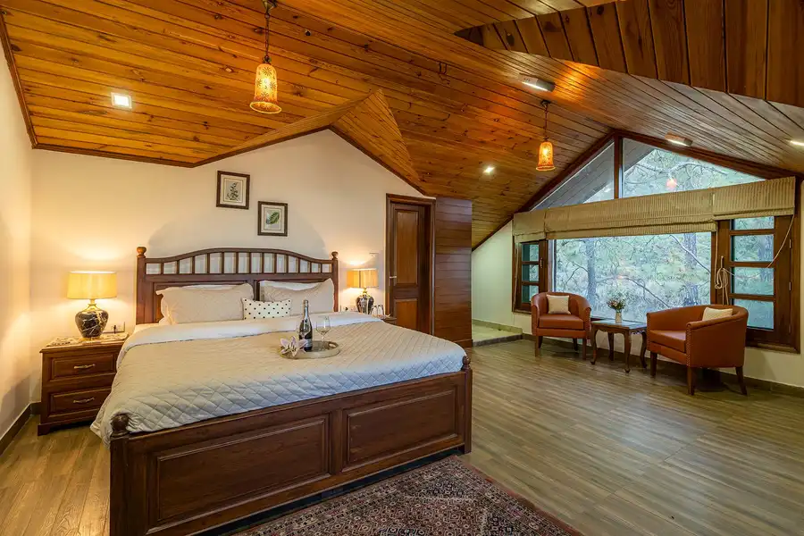 Floradale w/ Jacuzzi & Wood-Fire Pizza, Kasauli