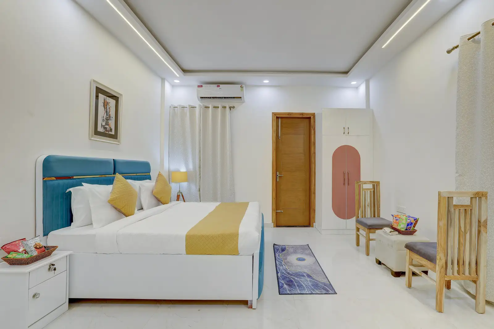 Freesia, Delhi NCR
