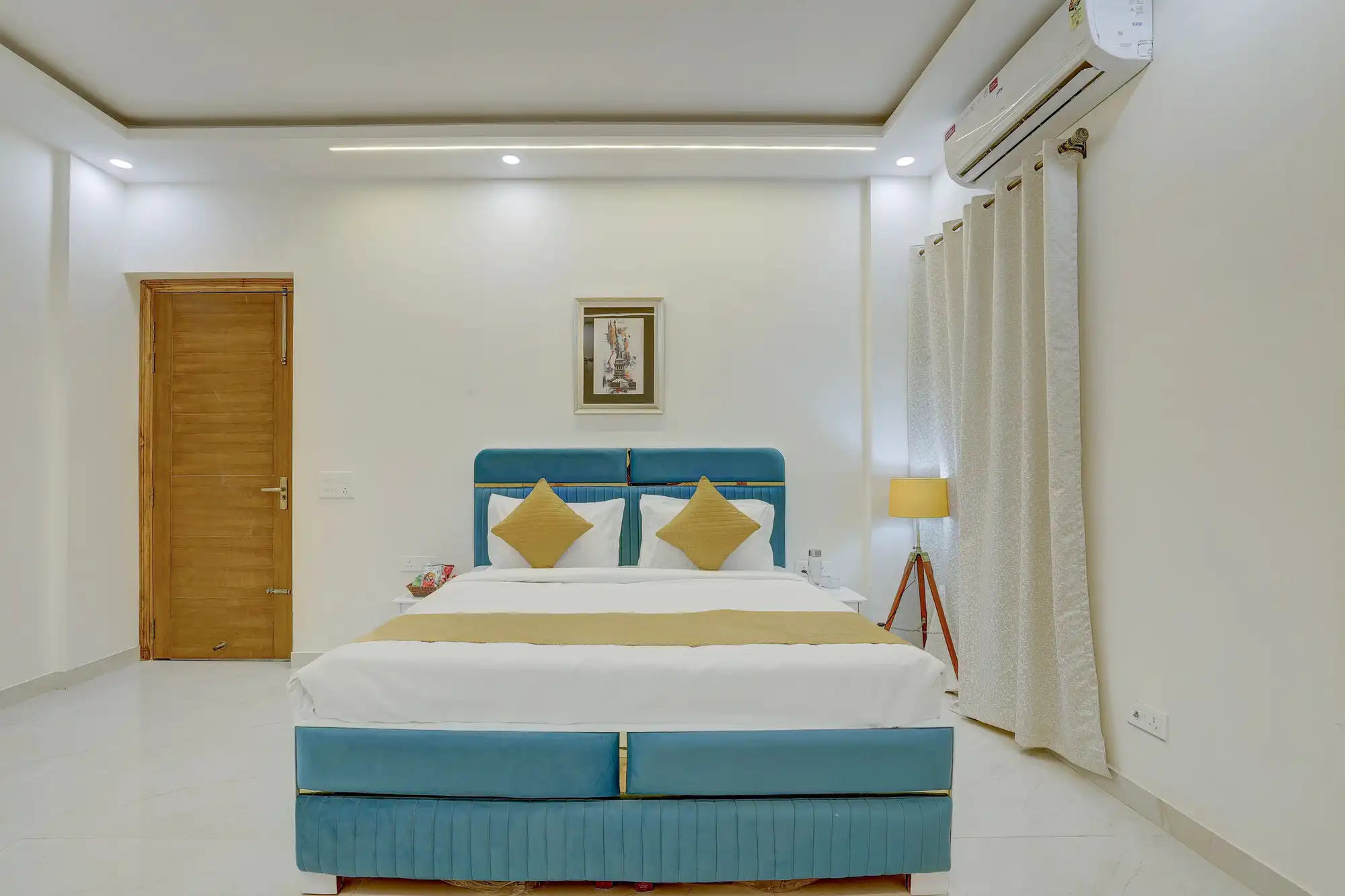 Freesia, Delhi NCR