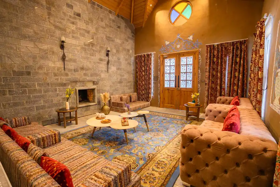 Frozen Fall @ Dewdrop Cottages, Gulmarg