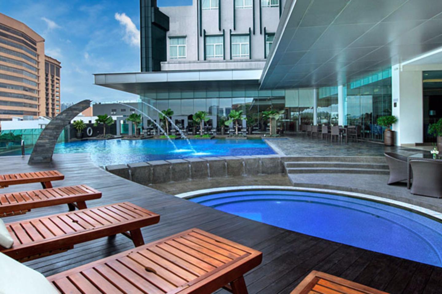 Furama Bukit Bintang Common Pool