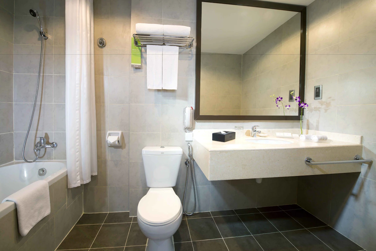 Furama Bukit Bintang Bathroom