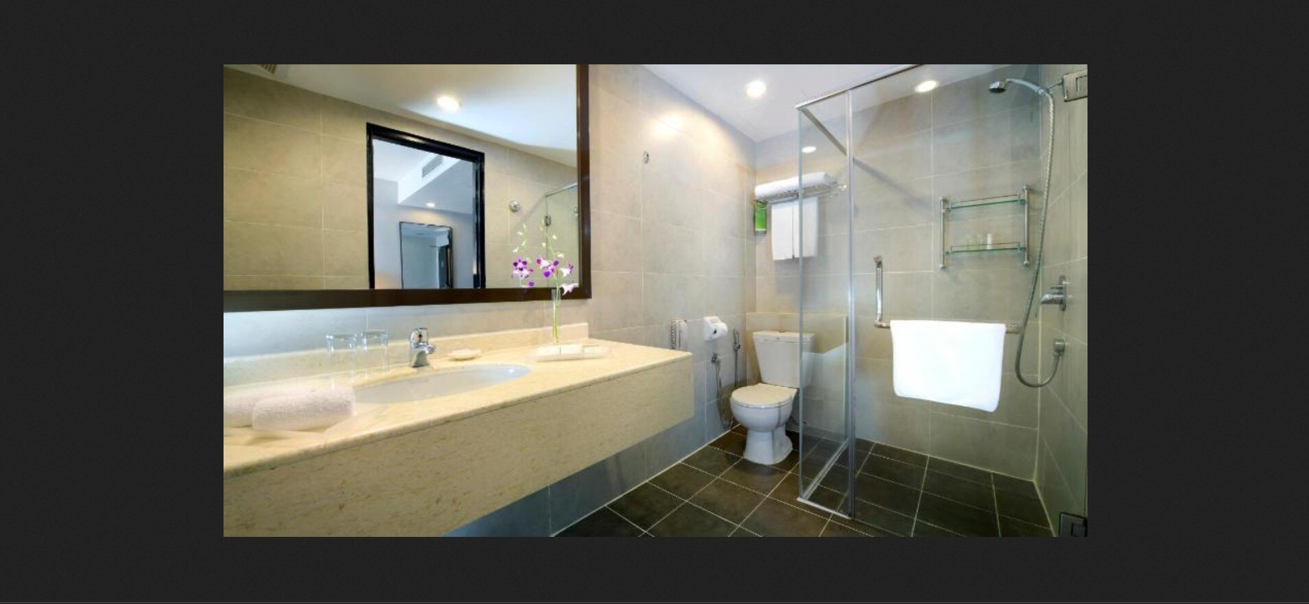 Furama Bukit Bintang Bathroom