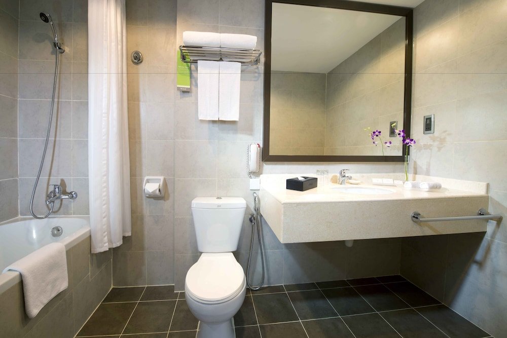 Furama Bukit Bintang Bathroom