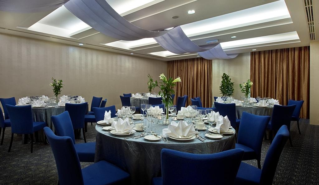 Furama Bukit Bintang Restaurant/Dining