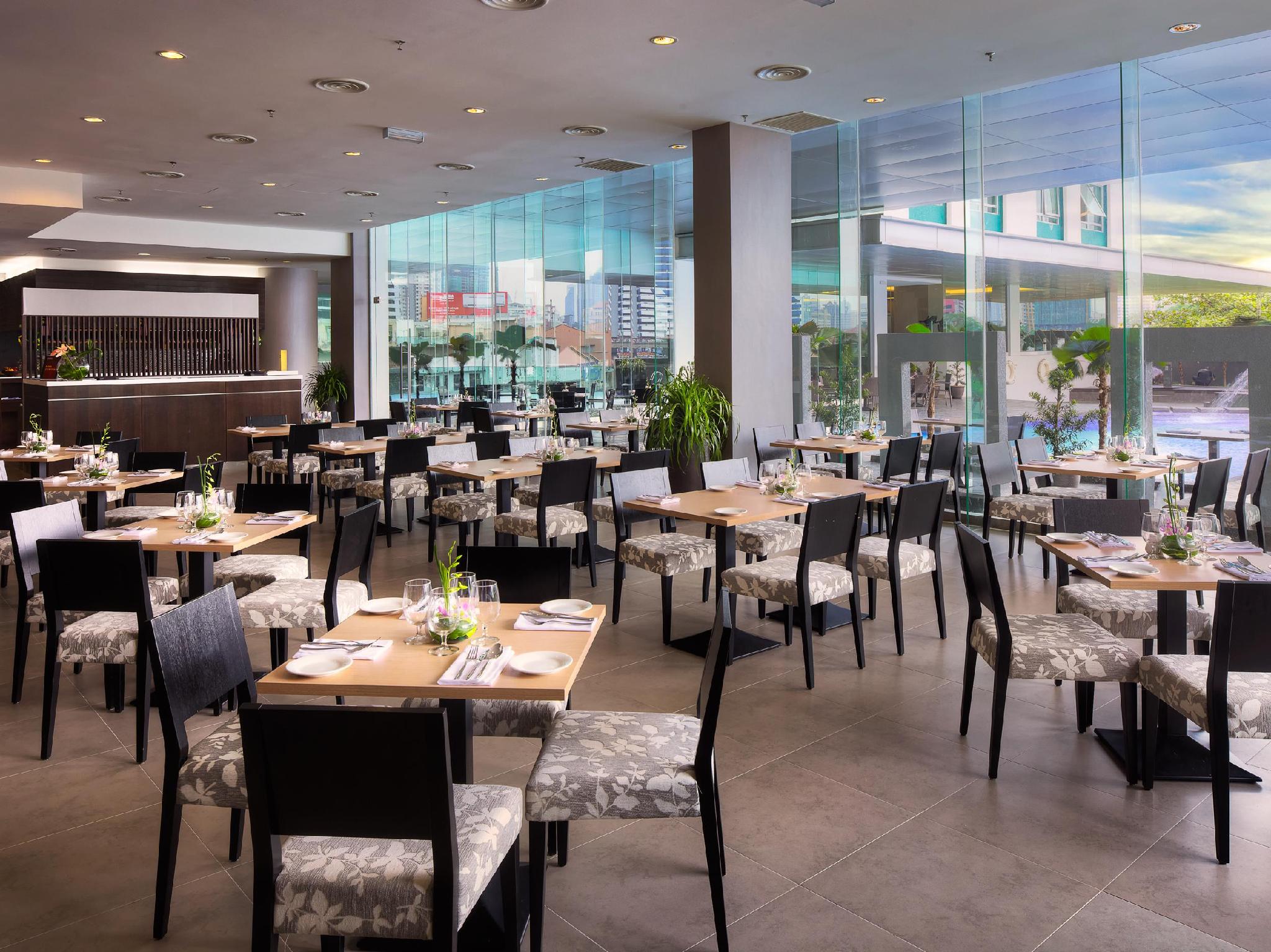 Furama Bukit Bintang Restaurant/Dining