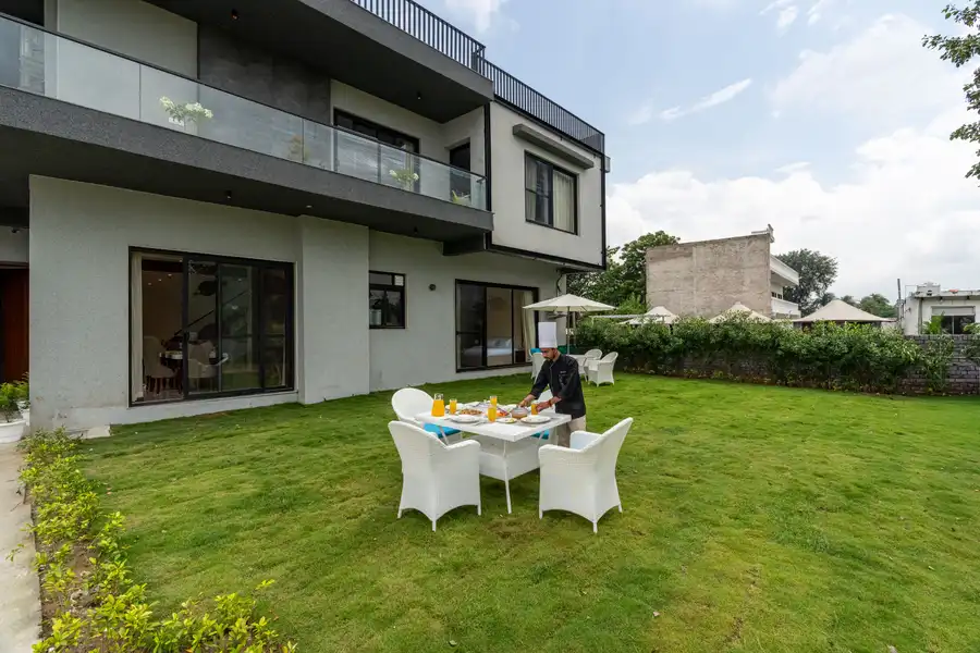 Gardenia, Delhi NCR