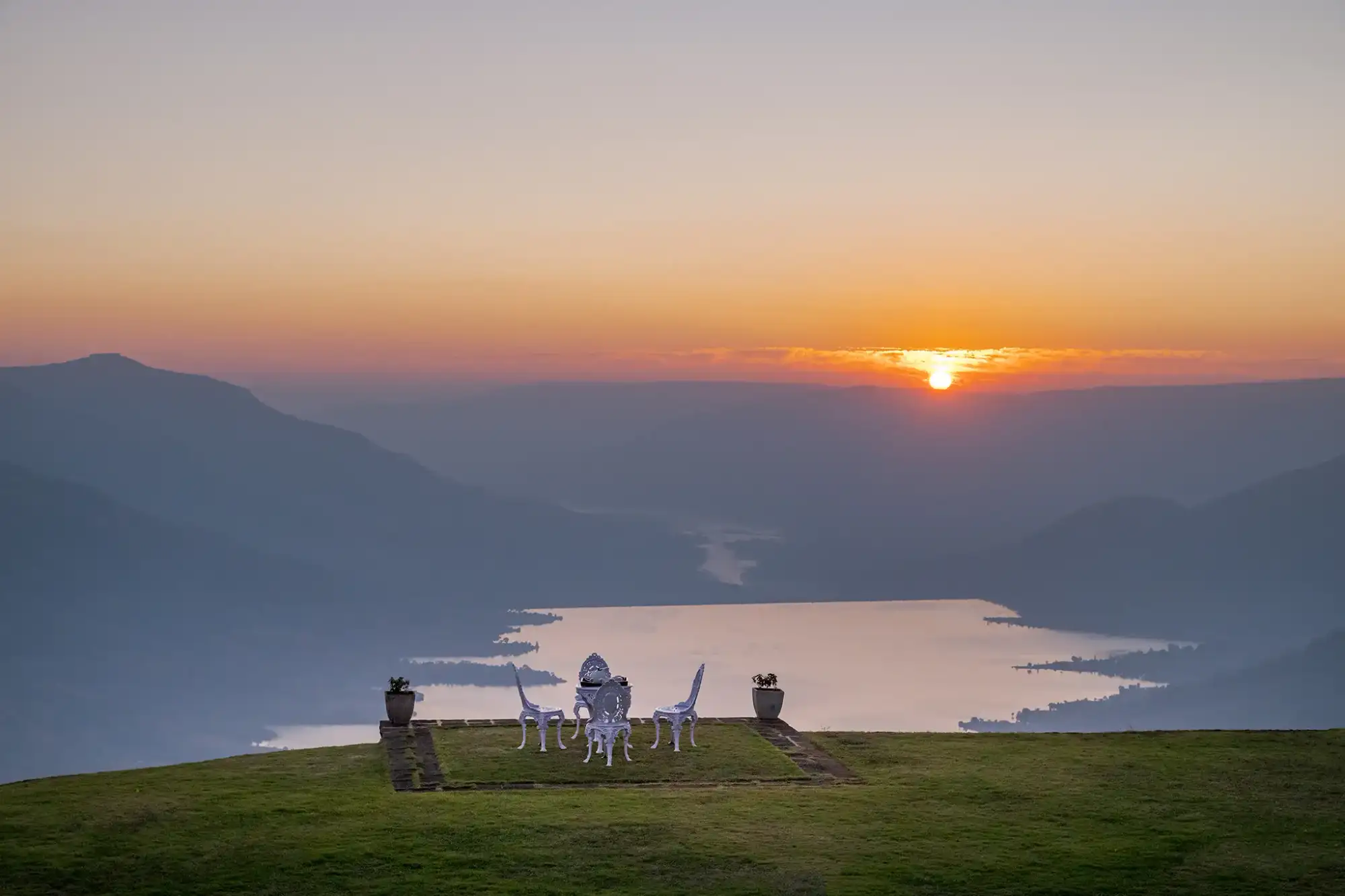 Gold Mist, Mahabaleshwar