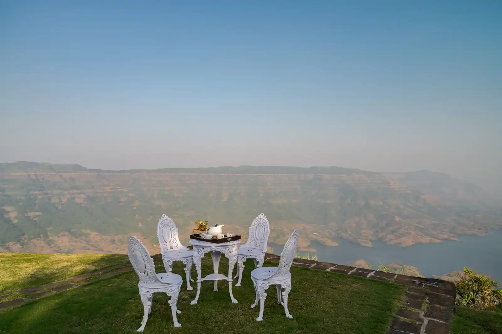 Gold Mist, Mahabaleshwar