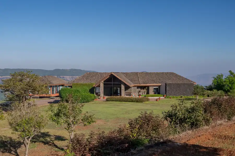 Gold Mist, Mahabaleshwar