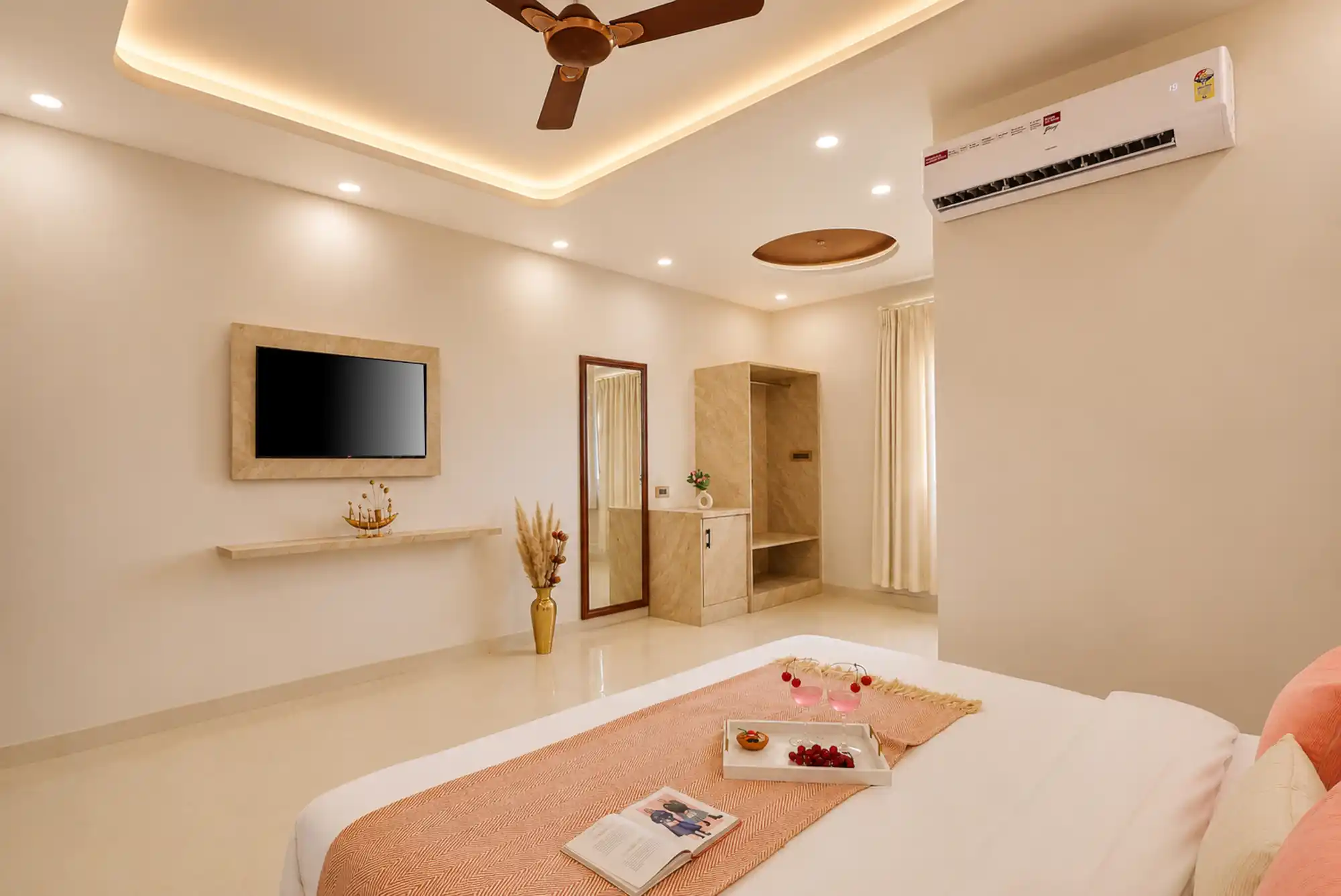Gold Palm Granola, Jaipur