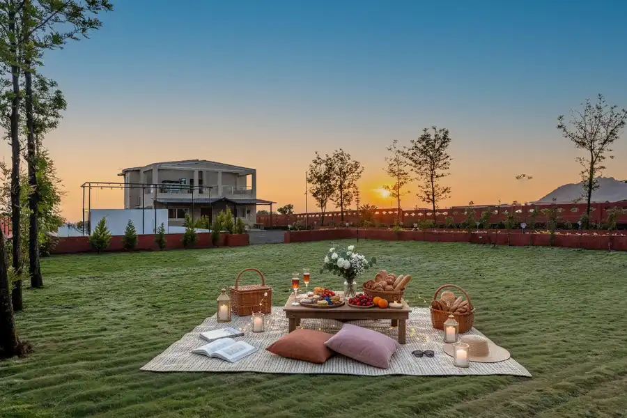 Golden Petal, Panchgani