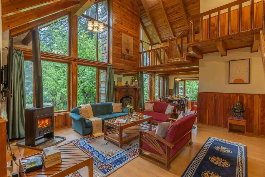 Golden Pine @Retreat Cottages, Manali
