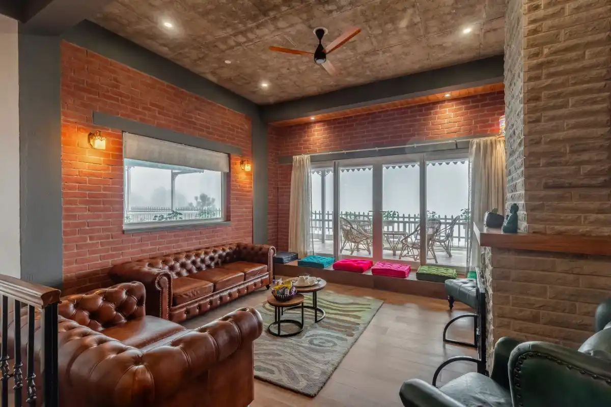 Goldencrest, Kasauli