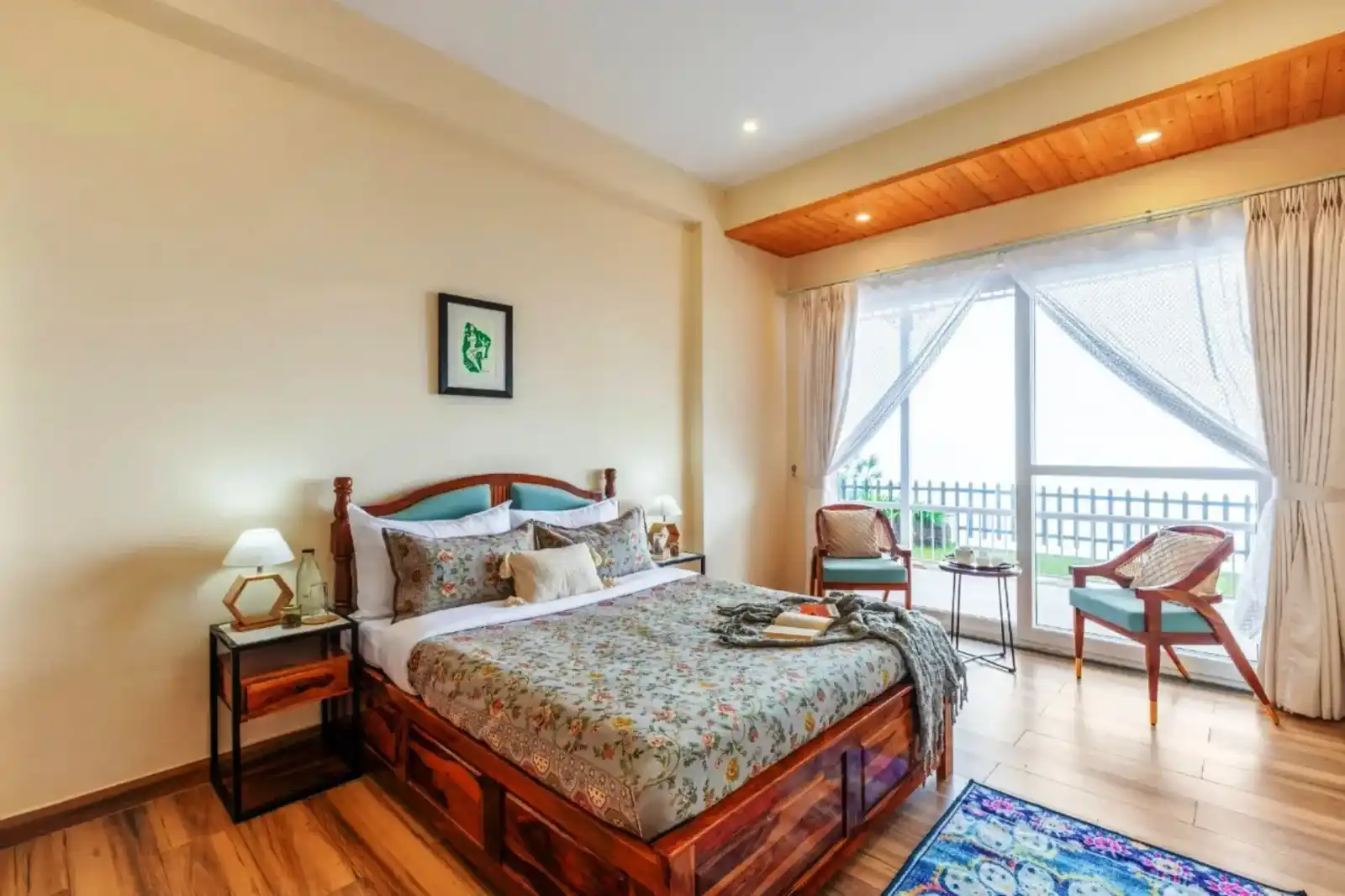 Goldencrest, Kasauli