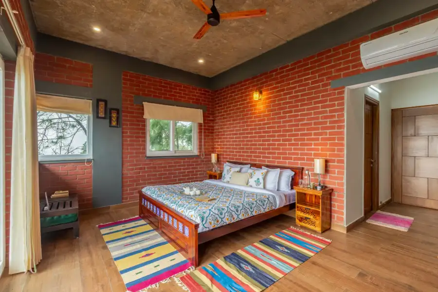 Goldencrest, Kasauli