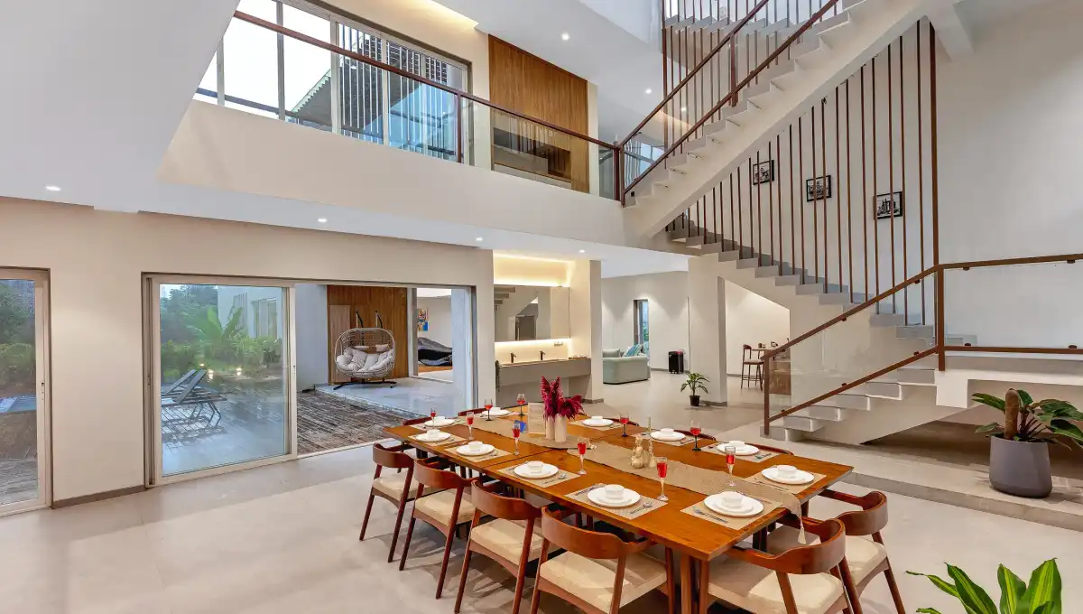 Grand Odyssy, Karjat