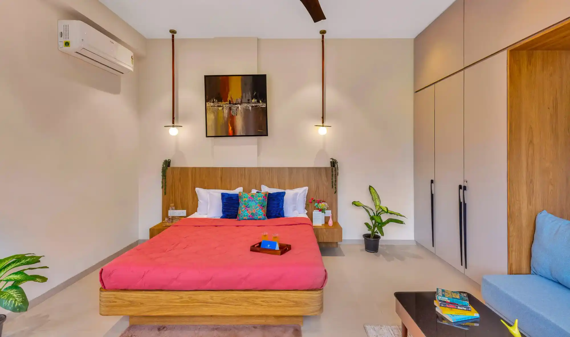 Grand Odyssy, Karjat