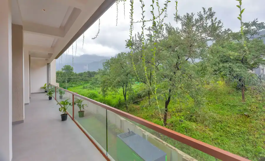 Grand Odyssy, Karjat