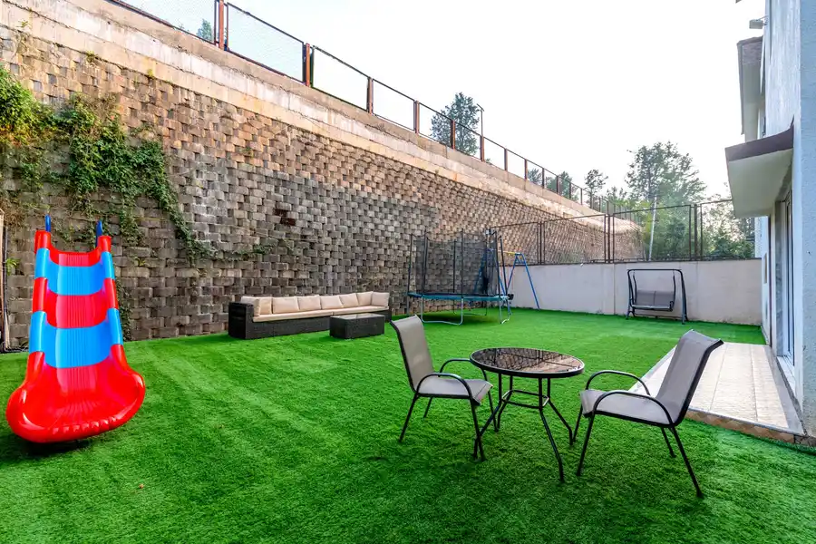 Grande Montana, Panchgani