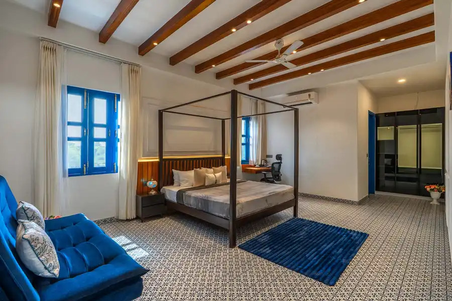 Greek Villa w/ Private Pool and Lawn, Gurgaon