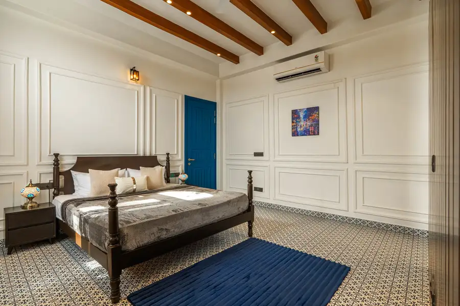 Greek Villa w/ Private Pool and Lawn, Gurgaon