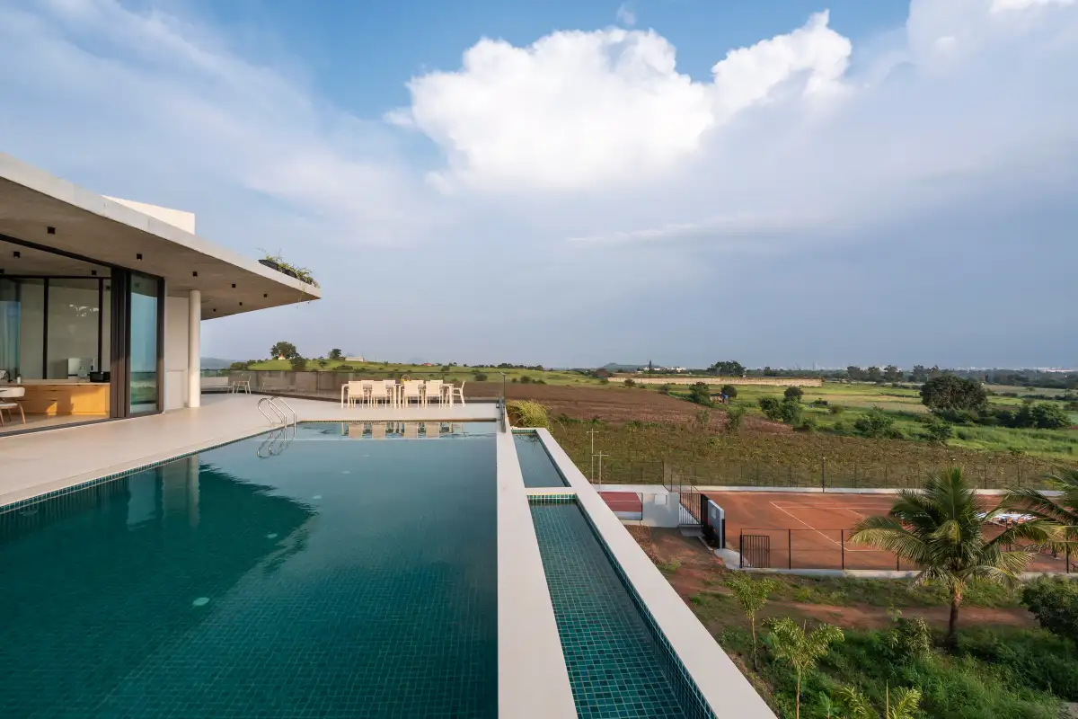 Grevayu, Nashik