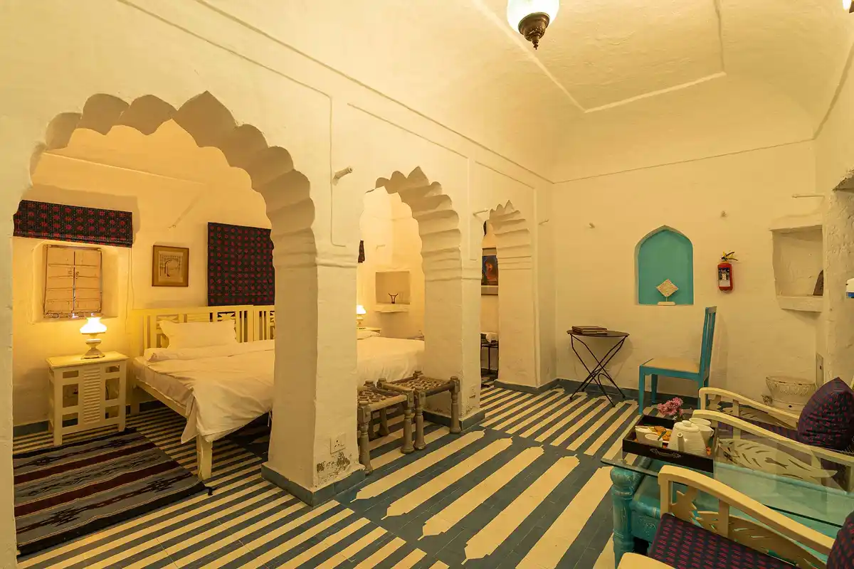 Gulab @ Khohar Haveli - Gurgaon W/ Breakfast Included, New Delhi