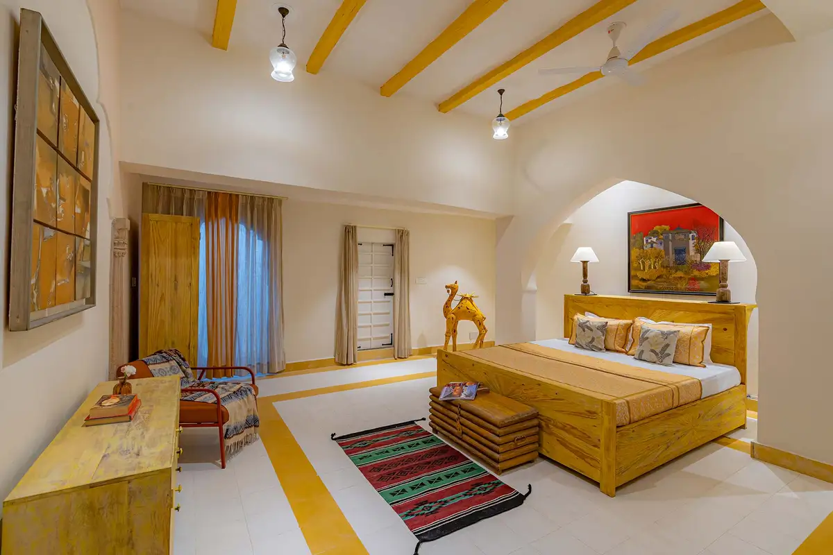 Gulab @ Khohar Haveli - Gurgaon W/ Breakfast Included, New Delhi
