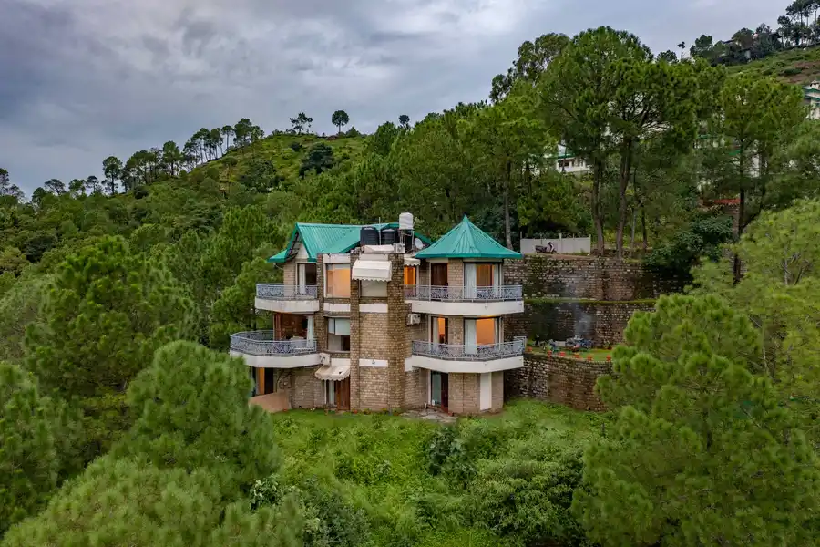 Gulmohar Estate, Kasauli
