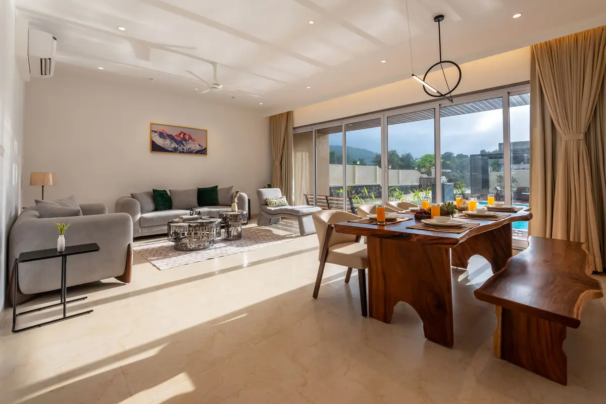 Gulposh Retreat, Karjat