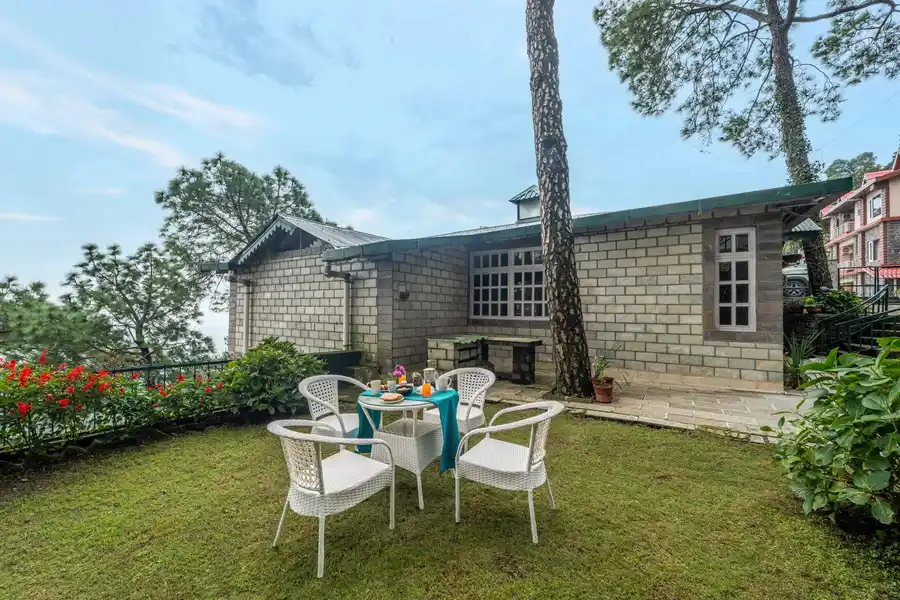 Gulposh Villa, Kasauli