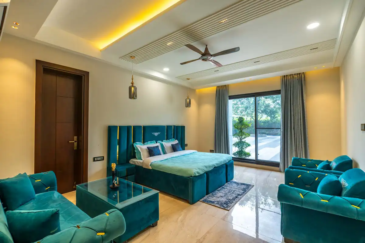 Hampton Acres W/ Outdoor Pool - Sohna, New Delhi